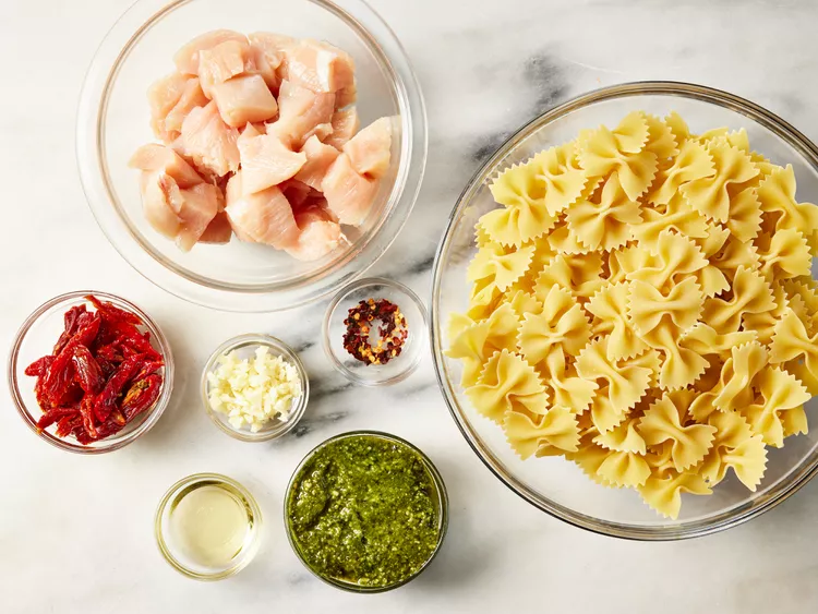Pesto Pasta with Chicken