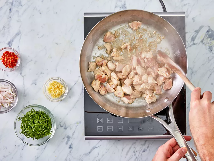 Spicy Thai Basil Chicken